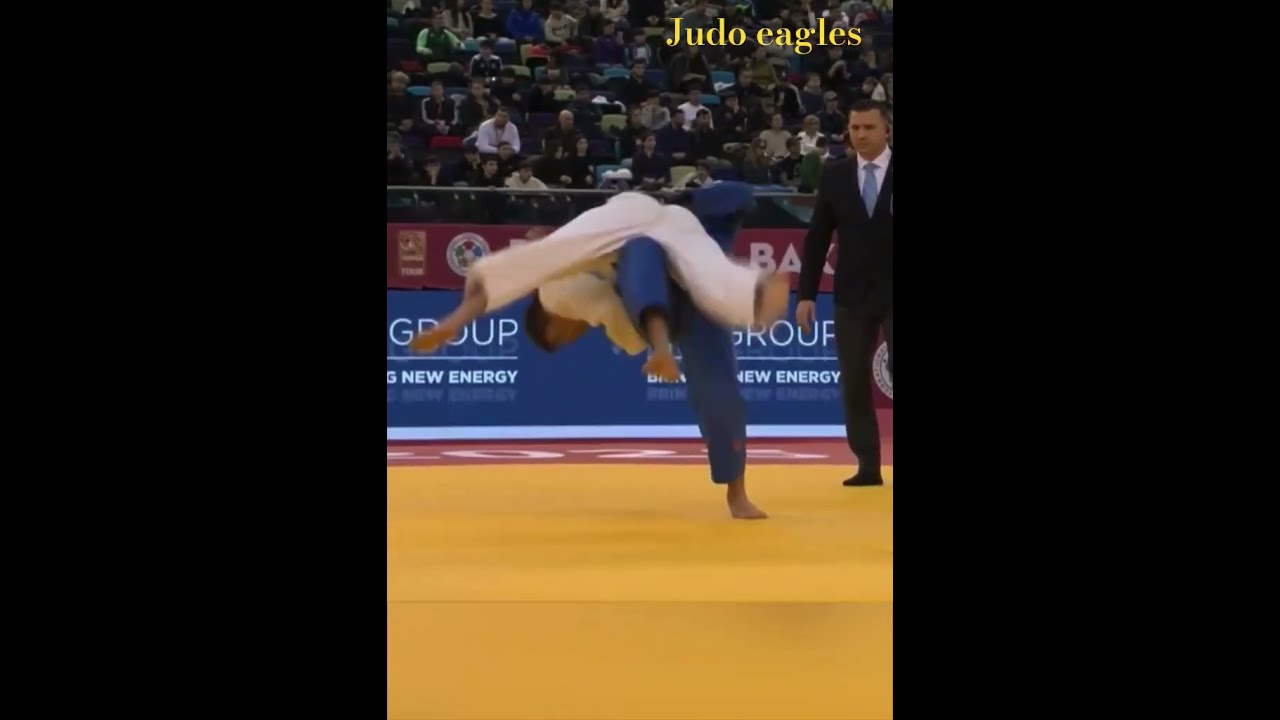 上万球迷和